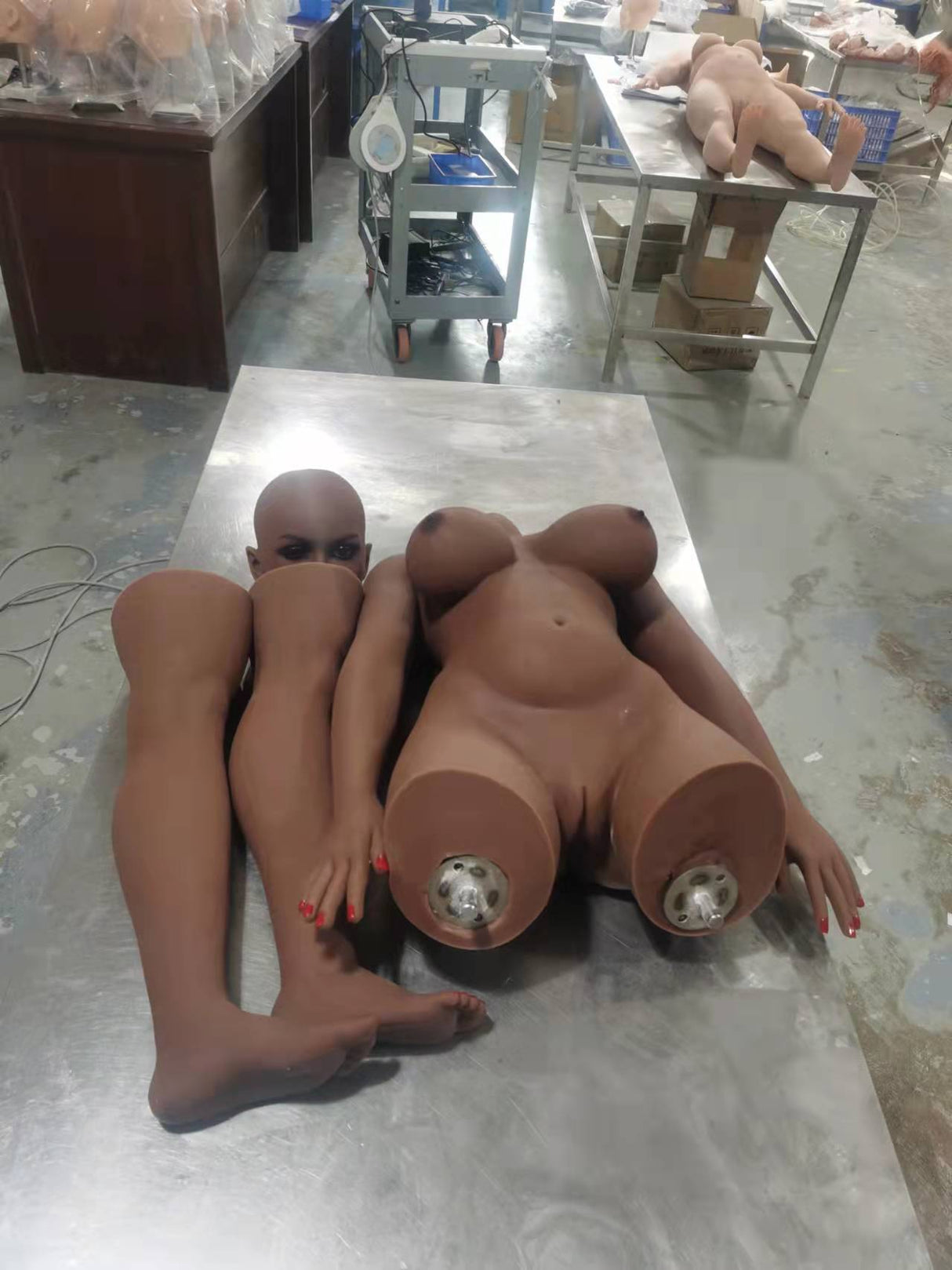 6YE | Removables Legs (Not to Be Sold Without Sex Doll)