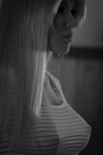 Vera: YLDoll Weiße Sexpuppe